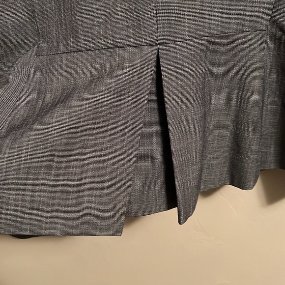 Ann Taylor - blue blazer size 16 - Picture 9 of 10